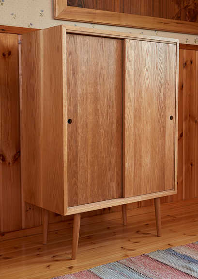 Classic oak astiakaappi Credenza.