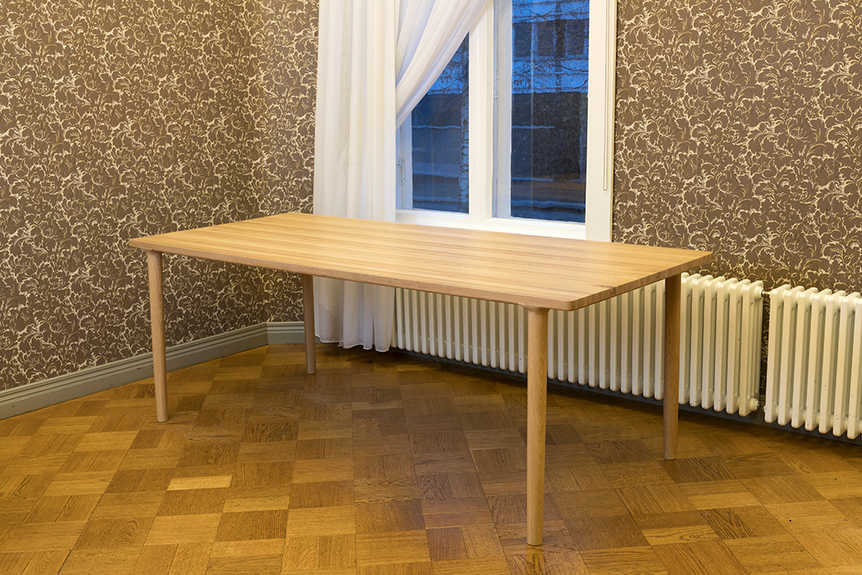 Tammipöytä 